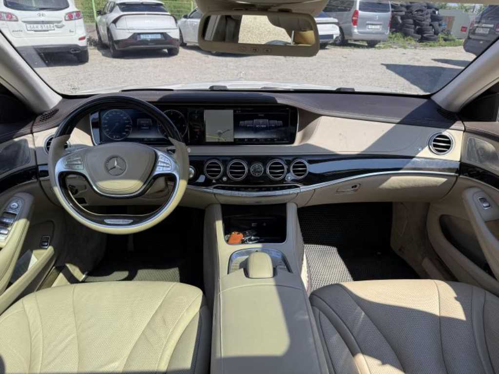 Mercedes Benz S Class - Vista 8