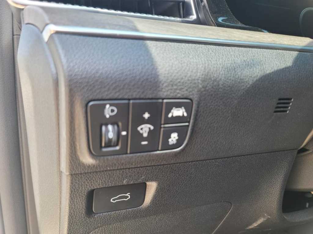 KIA K5 - Vista 12