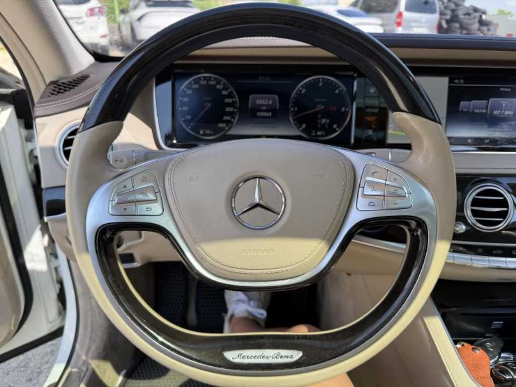 Mercedes Benz S Class - Vista 6