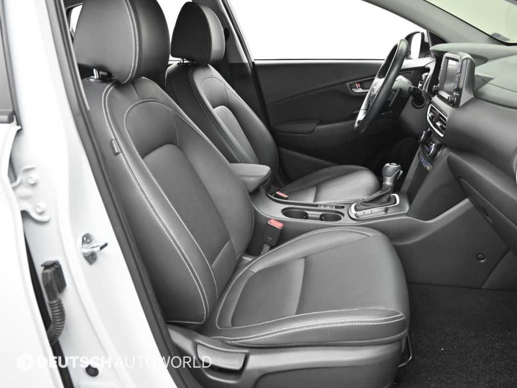 HYUNDAI Kona - Vista 10