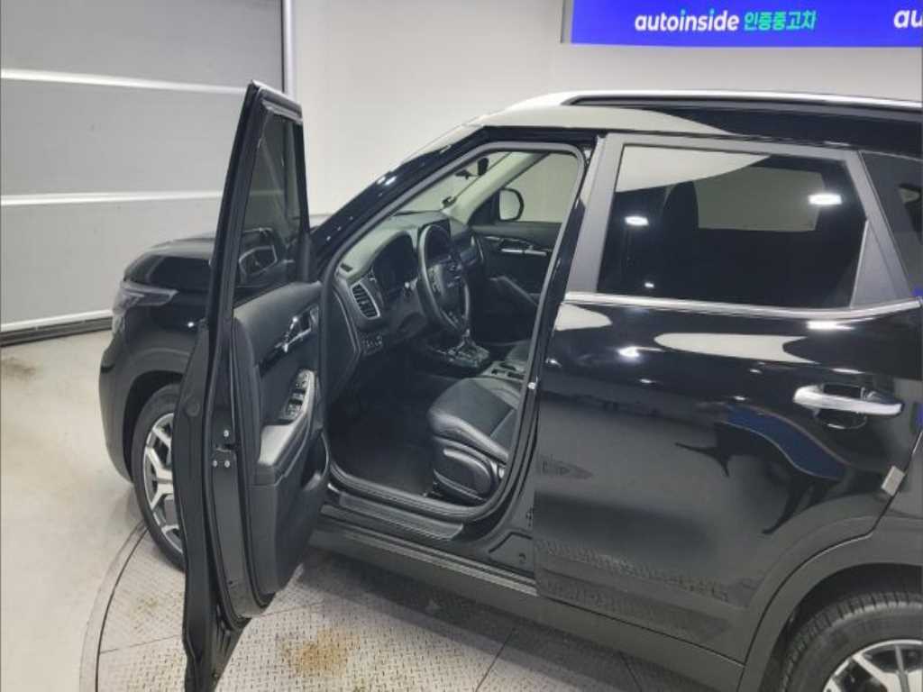 KIA Seltos 2023 - Importación desde Corea - HF Imports Iquique - Foto 20