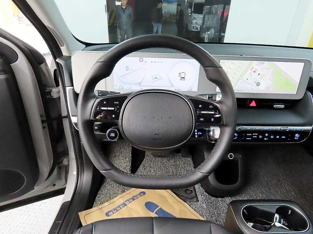 HYUNDAI Ioniq 5 - Vista 9