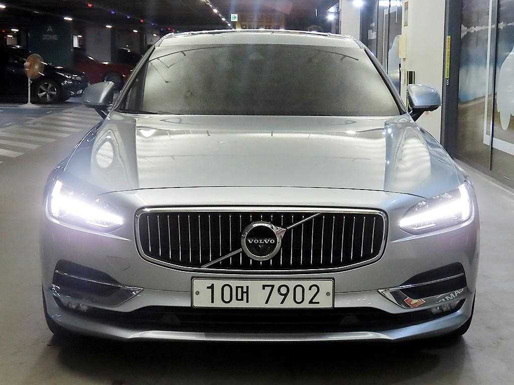 Volvo S90 - Vista 2