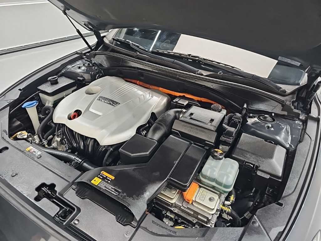 HYUNDAI Grandeur - Vista 5
