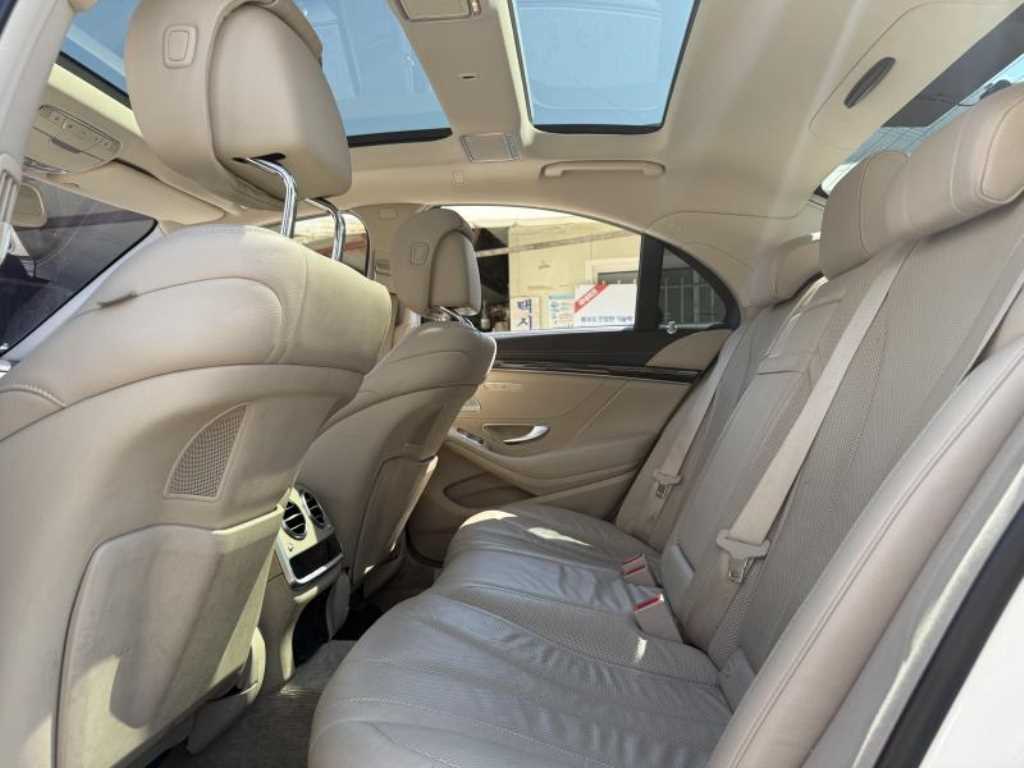 Mercedes Benz S Class - Vista 10