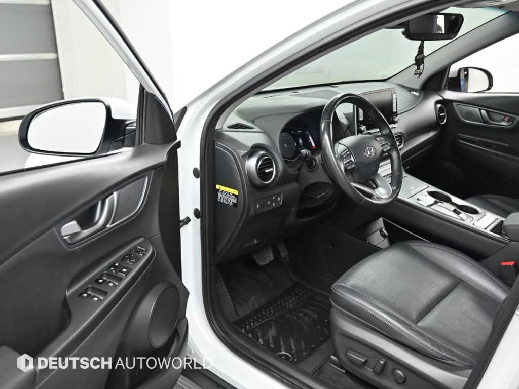 HYUNDAI Kona - Vista 11