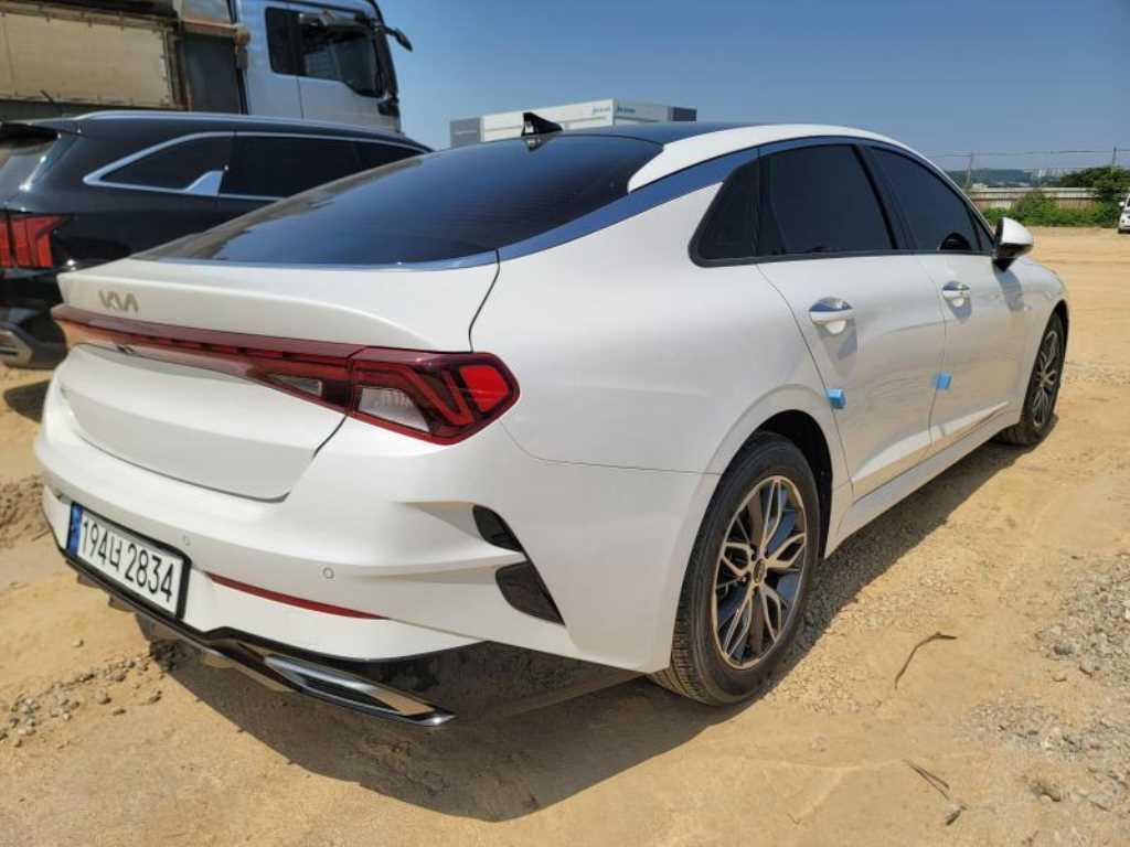 KIA K5 - Vista 9