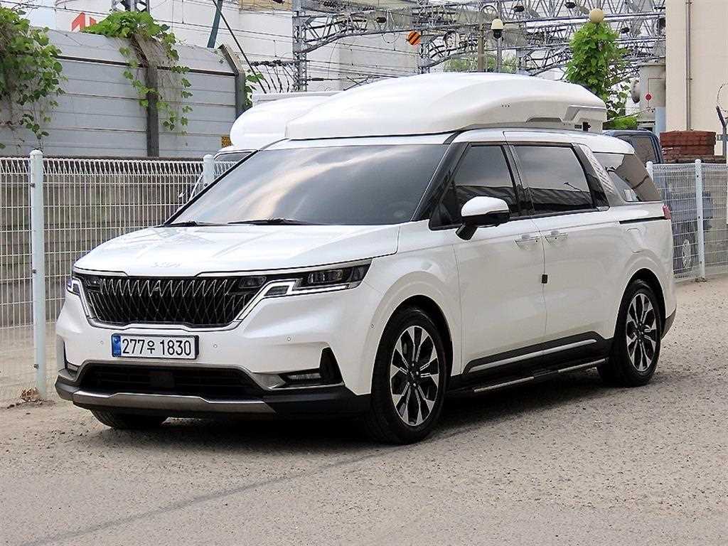 KIA Carnival - Vista 2