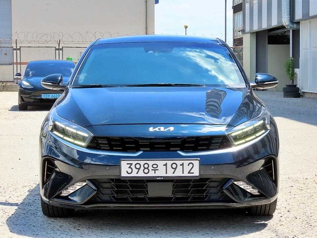 KIA K3 2022 Azul - Importación desde Corea - HF Imports Iquique - Foto 1