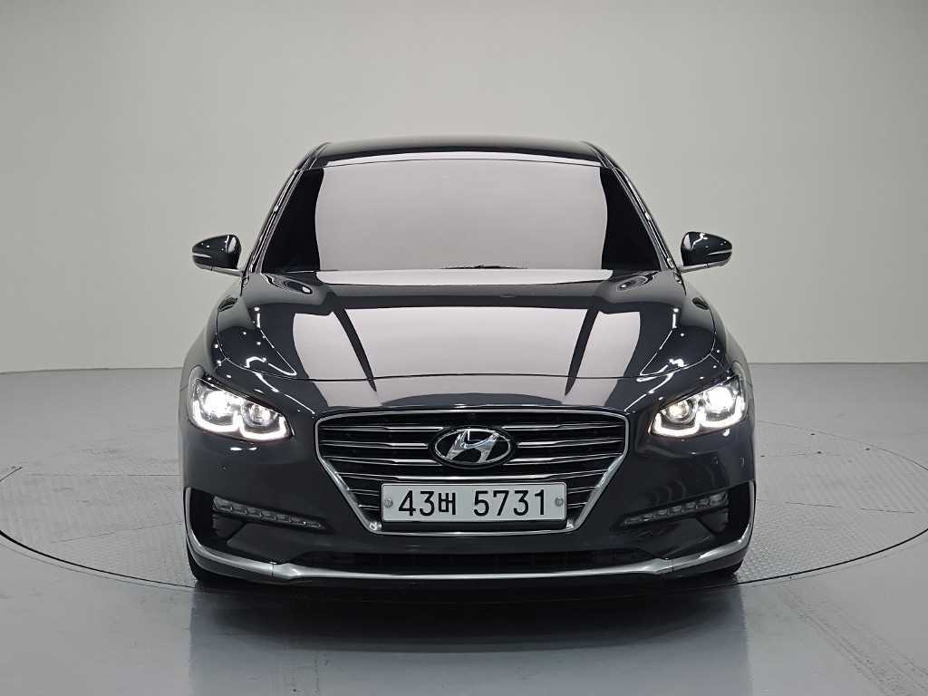 HYUNDAI Grandeur - Vista 2
