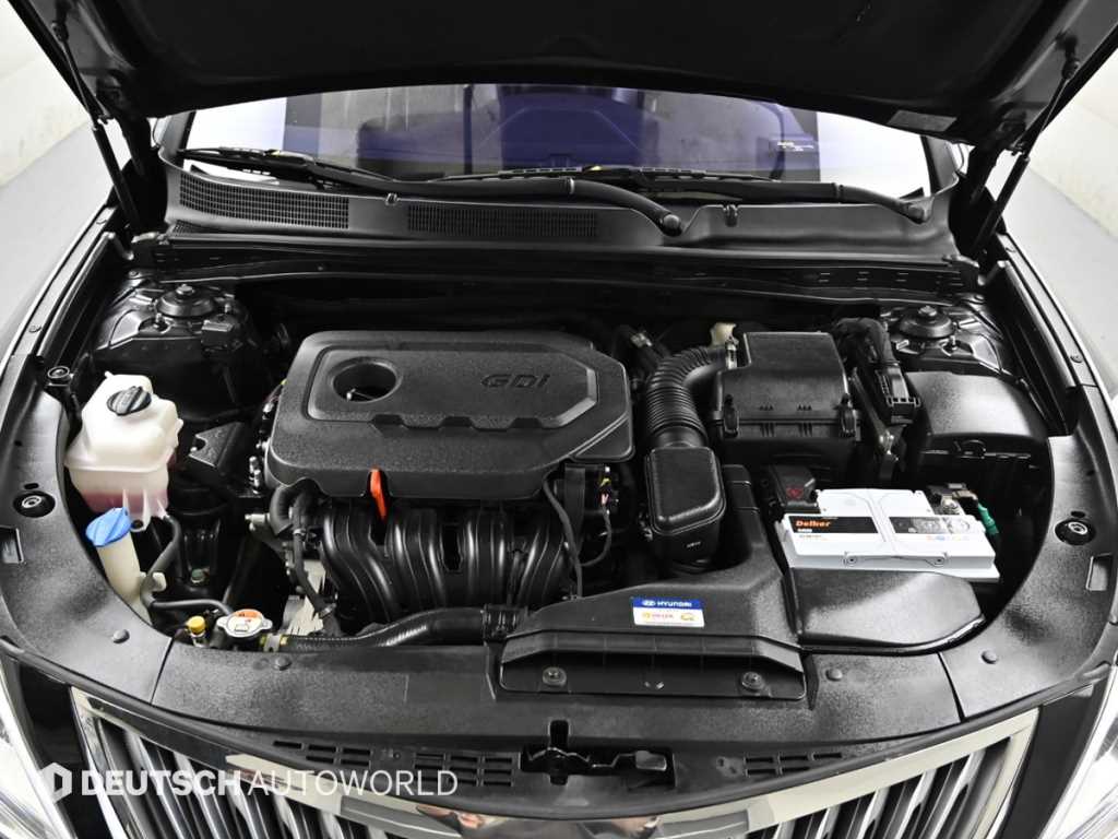 HYUNDAI Grandeur - Vista 6