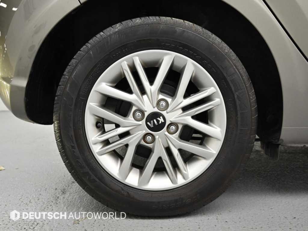 KIA Morning - Vista 5