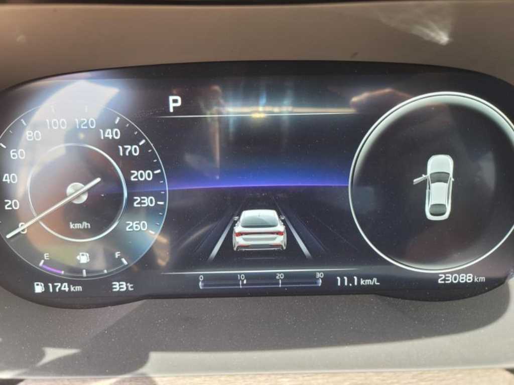 KIA K5 - Vista 10