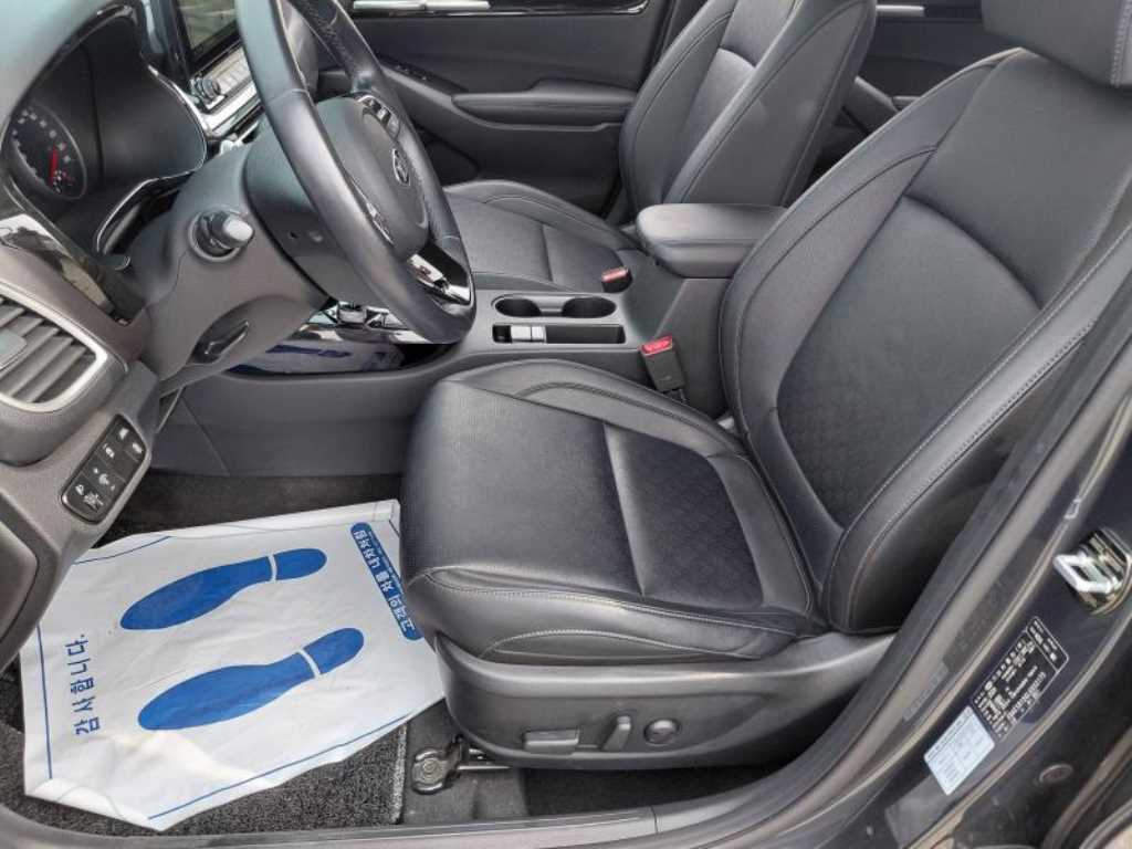 KIA Seltos - Vista 9