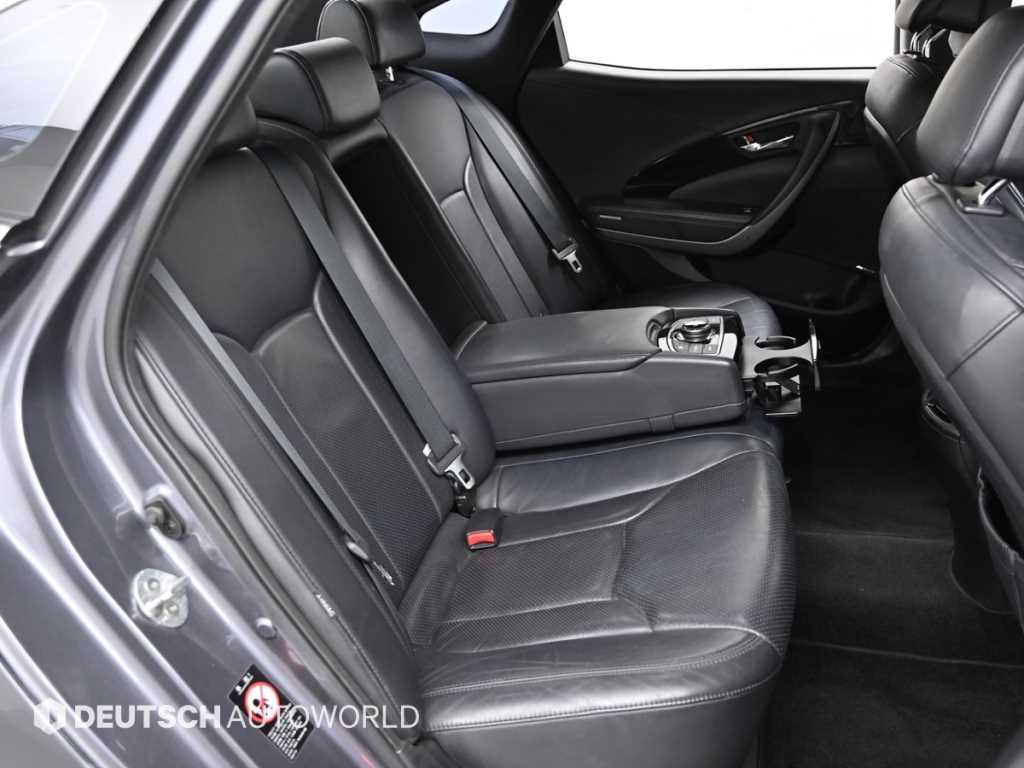 HYUNDAI Grandeur - Vista 12