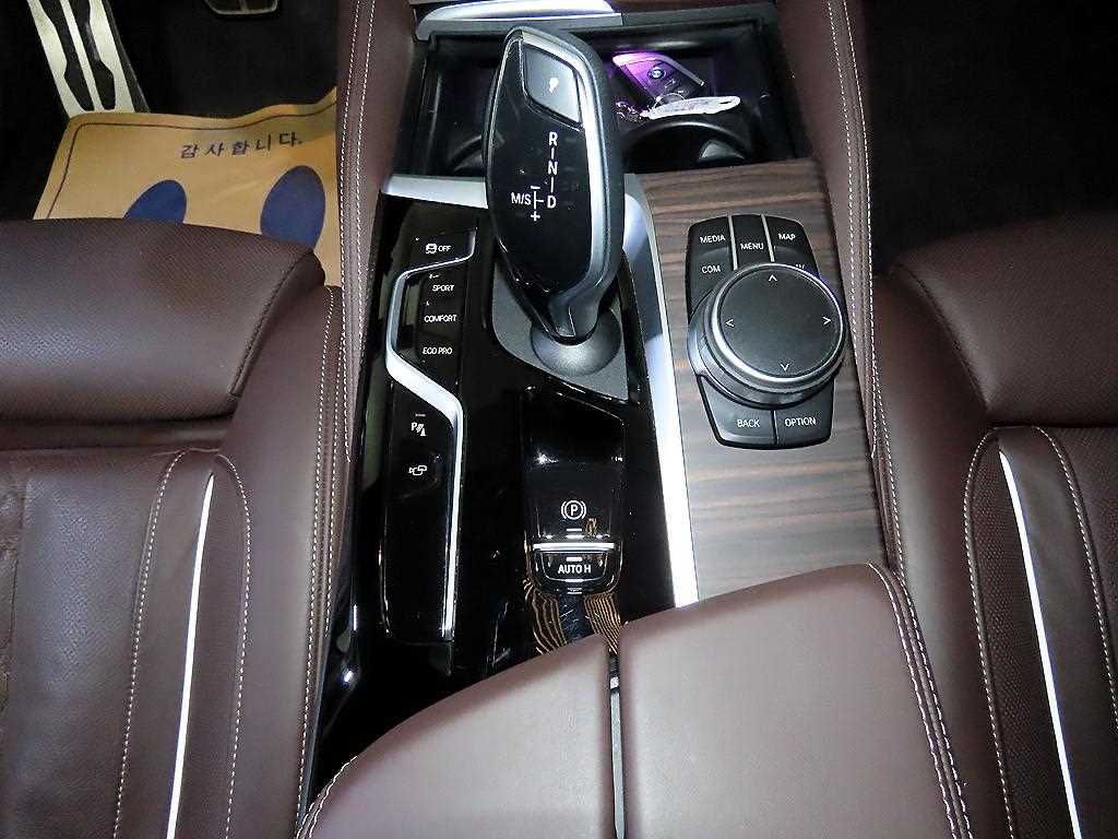 BMW 5 Series - Vista 12