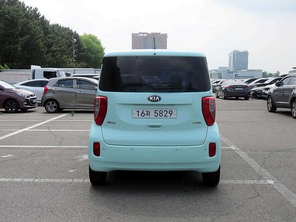 KIA Ray - Vista 3