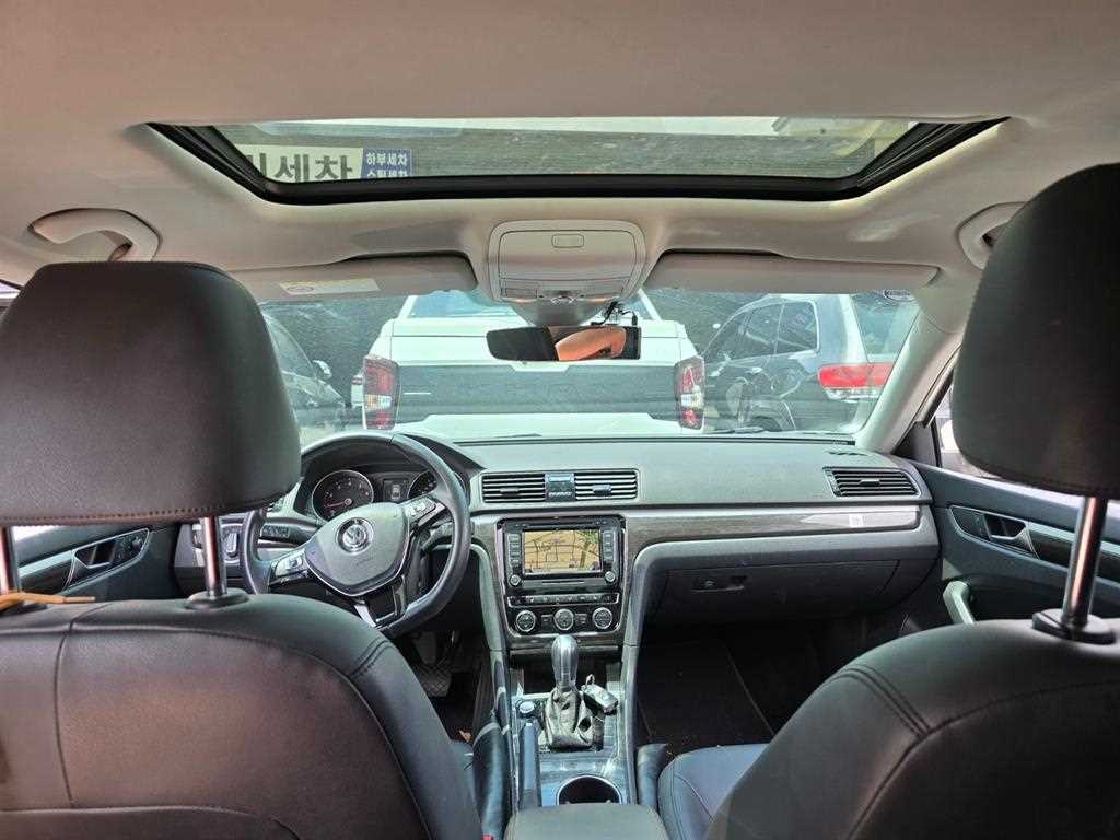 Volkswagen Passat 2018 Blanco - Importación desde Corea - HF Imports Iquique - Foto 16