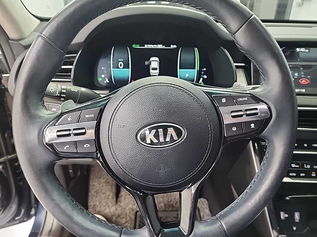 KIA K7 - Vista 9