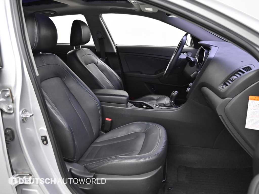 KIA K5 - Vista 10