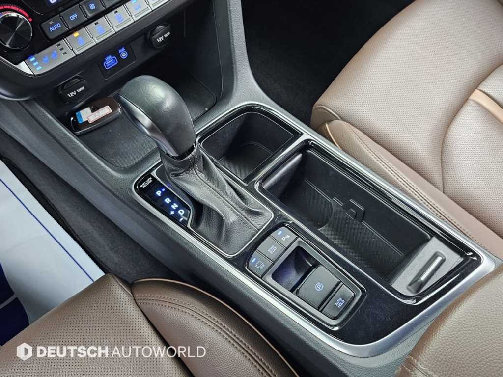 HYUNDAI Sonata - Vista 9