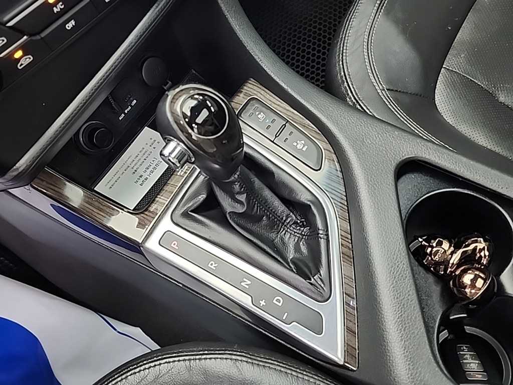 KIA K5 - Vista 8