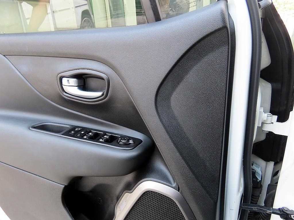 Jeep Renegade - Vista 11