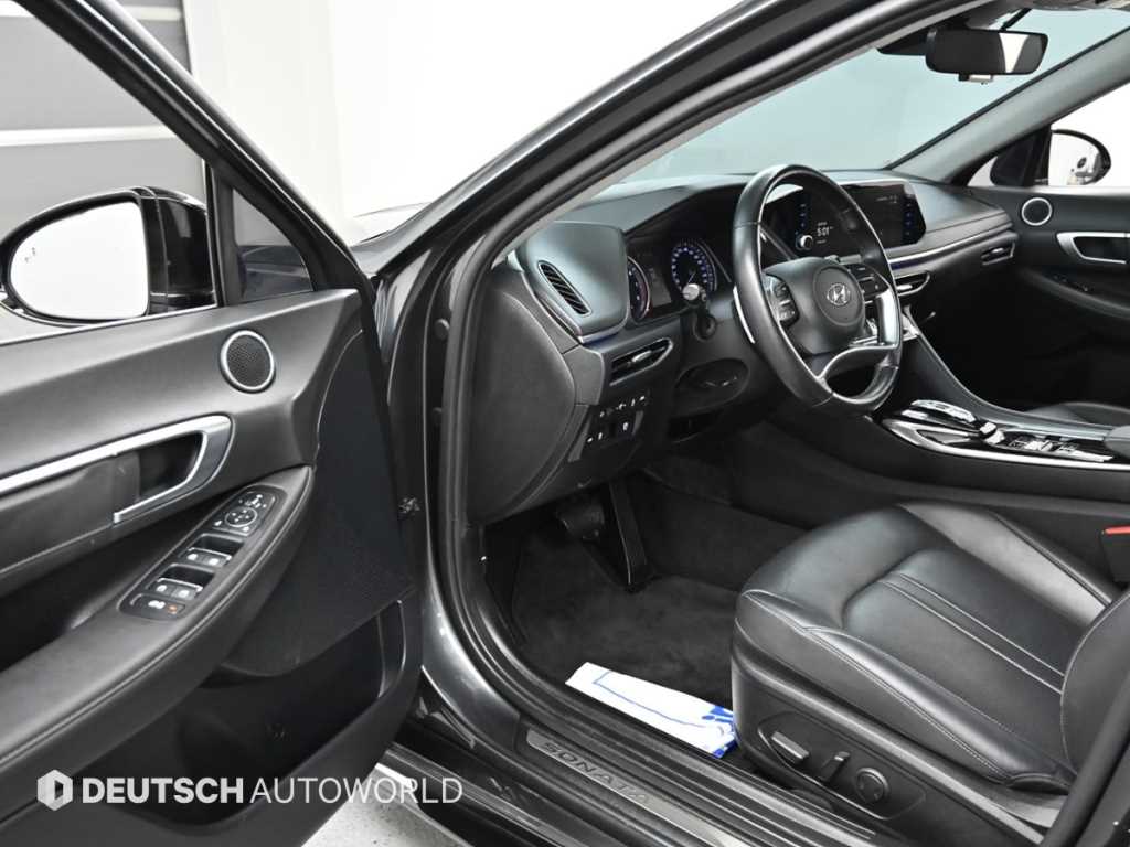 HYUNDAI Sonata - Vista 11