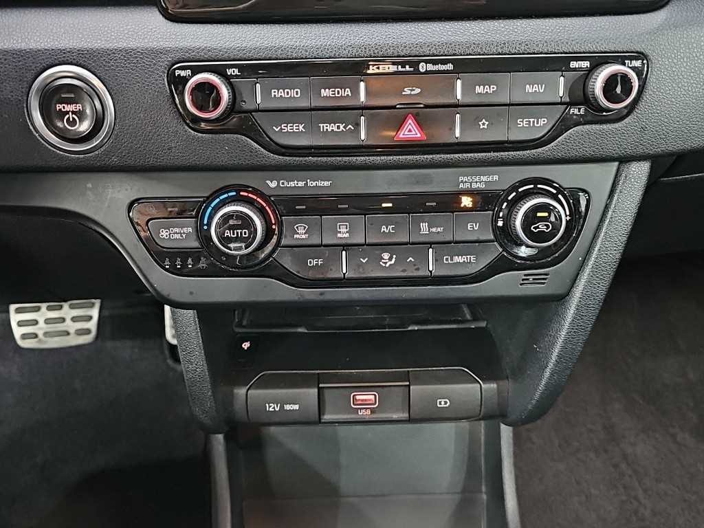 KIA Niro - Vista 10
