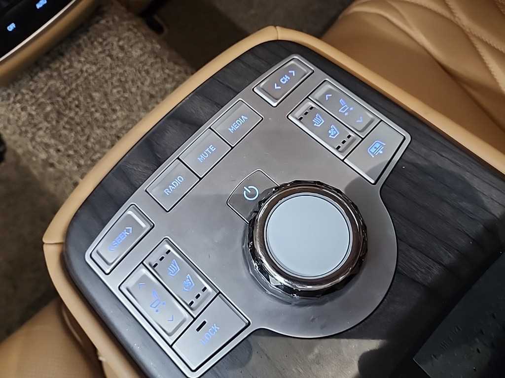 Genesis G80 2025 Café - Importación desde Corea - HF Imports Iquique - Foto 15