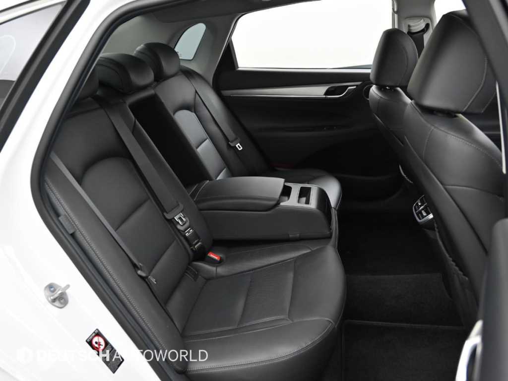HYUNDAI Grandeur - Vista 11