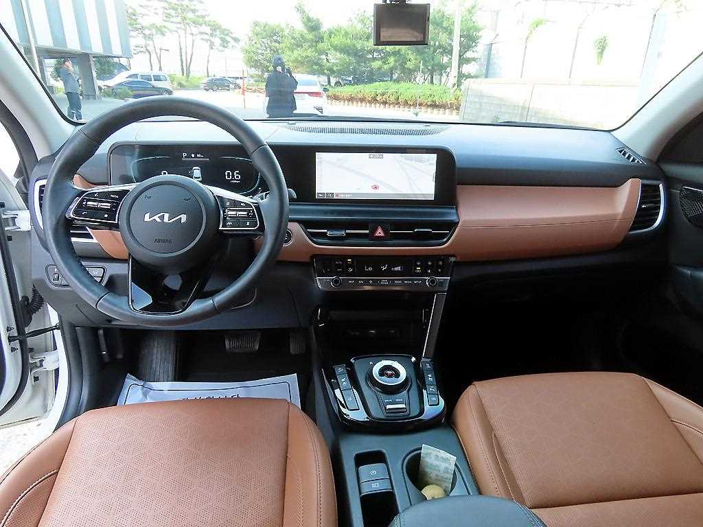 KIA Seltos - Vista 7