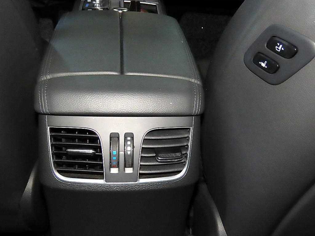 Genesis G80 2017 Negro - Importación desde Corea - HF Imports Iquique - Foto 13