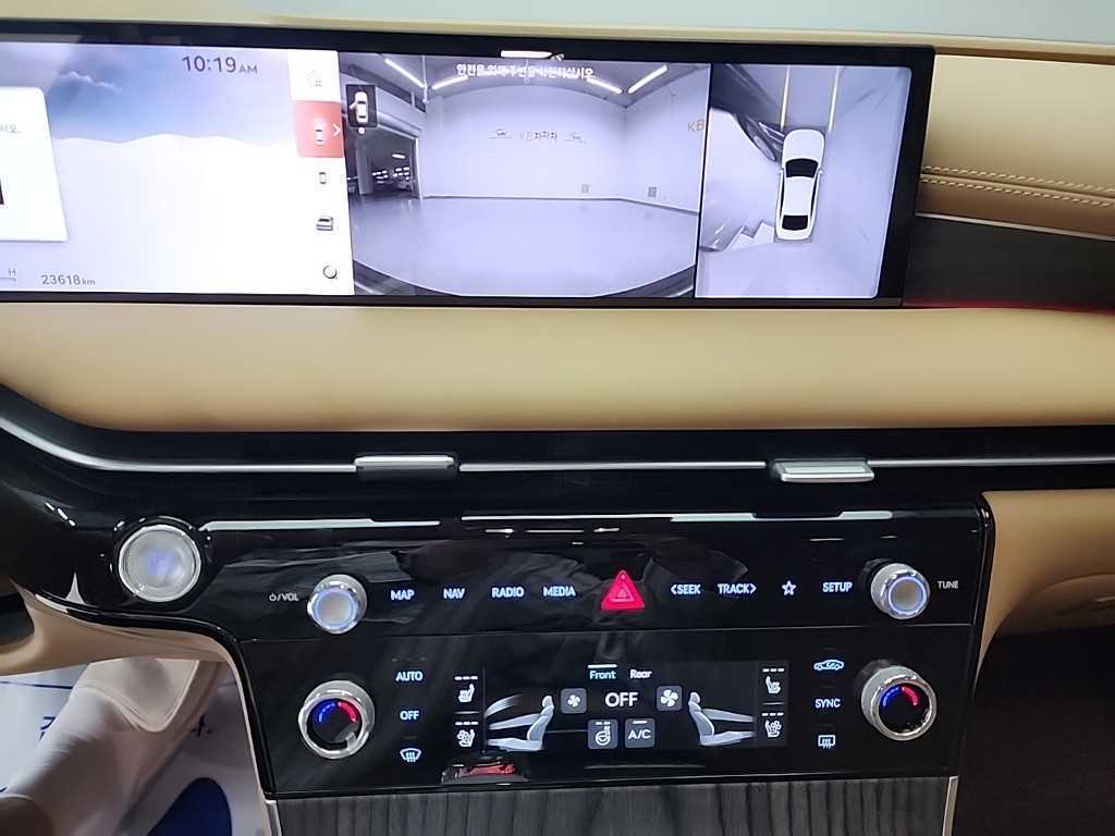 Genesis G80 - Vista 10