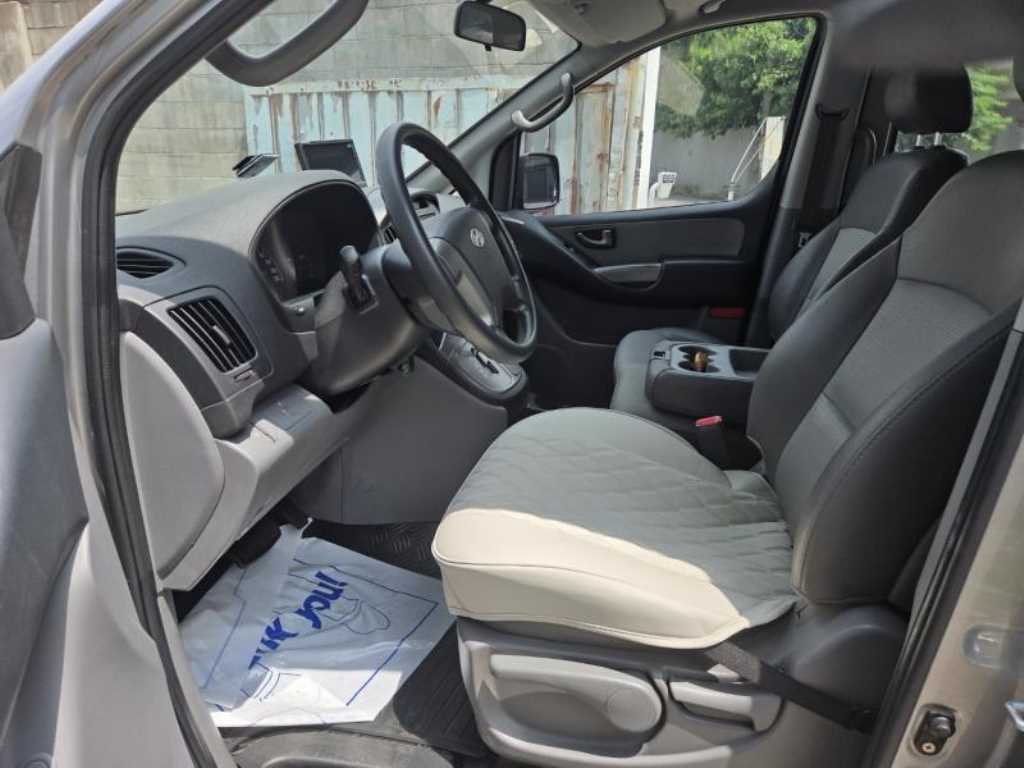 HYUNDAI Starex 2011 - Importación desde Corea - HF Imports Iquique - Foto 16
