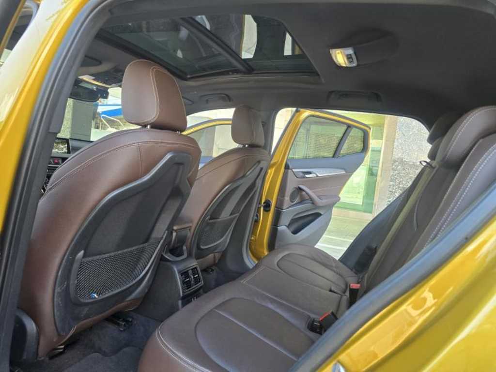BMW X2 - Vista 11