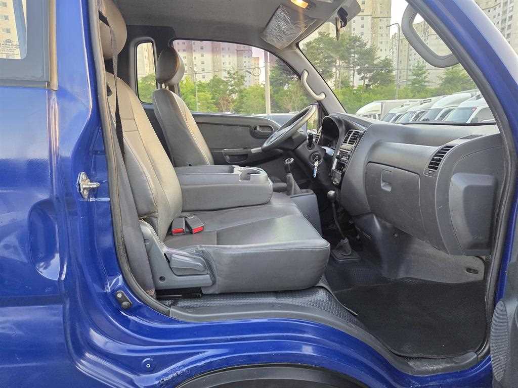 Small Truck Cargo (small) 2011 Azul - Importación desde Corea - HF Imports Iquique - Foto 18