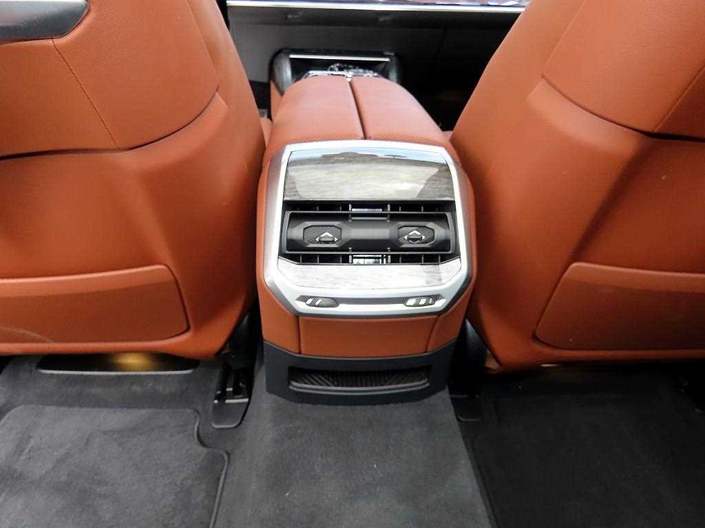 BMW 7 Series 2024 - Importación desde Corea - HF Imports Iquique - Foto 15