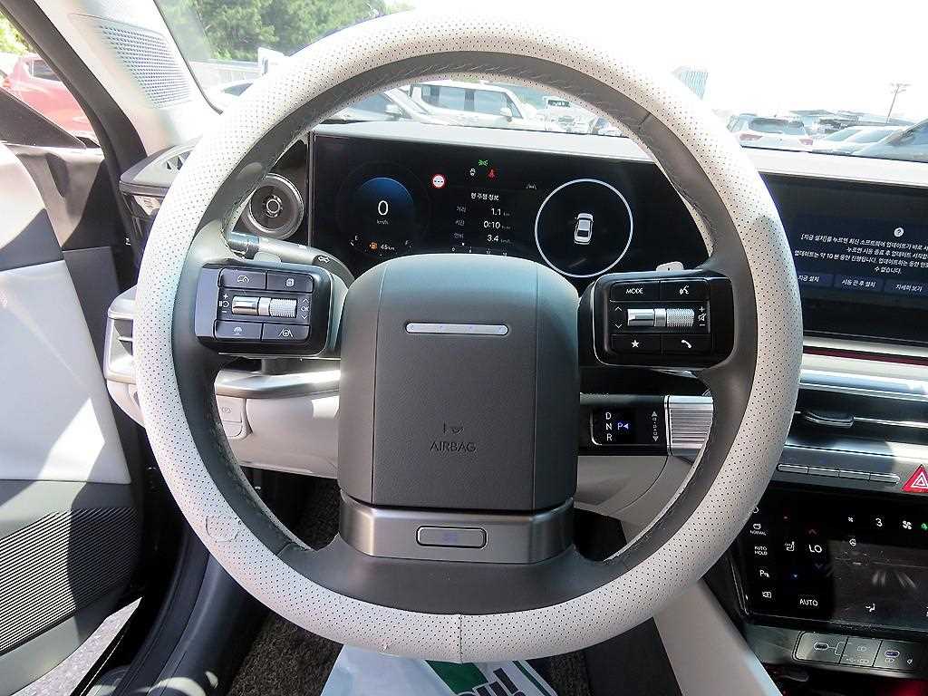 HYUNDAI Grandeur - Vista 9