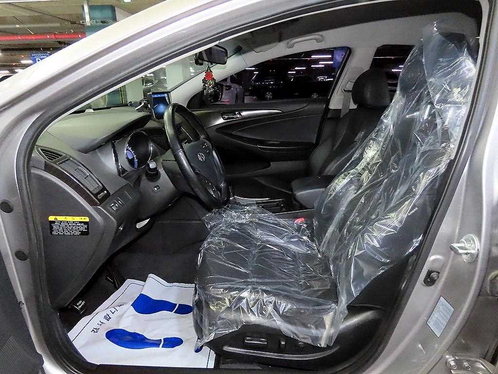 HYUNDAI Sonata - Vista 6