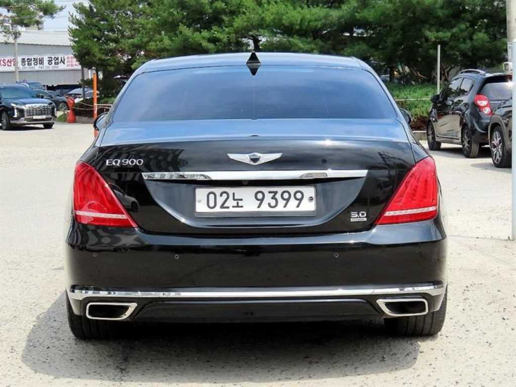 Genesis EQ900 - Vista 4