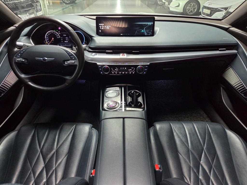 Genesis G80 - Vista 6