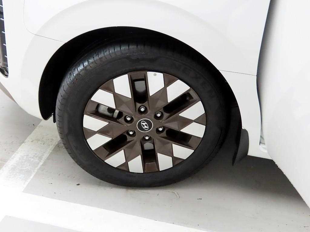 HYUNDAI Staria 2024 Blanco - Importación desde Corea - HF Imports Iquique - Foto 19