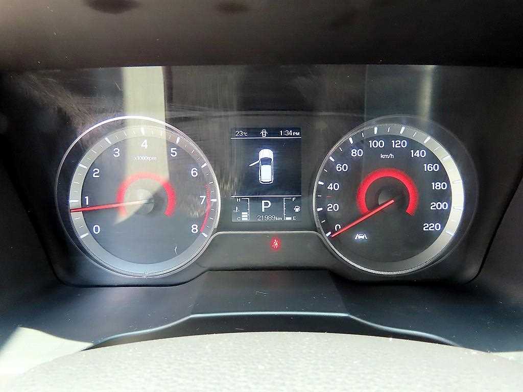 Ssangyong Tivoli - Vista 9