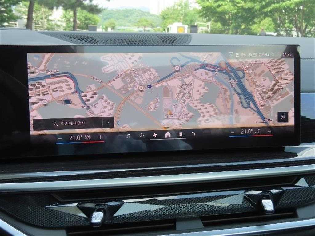 BMW X6 - Vista 8