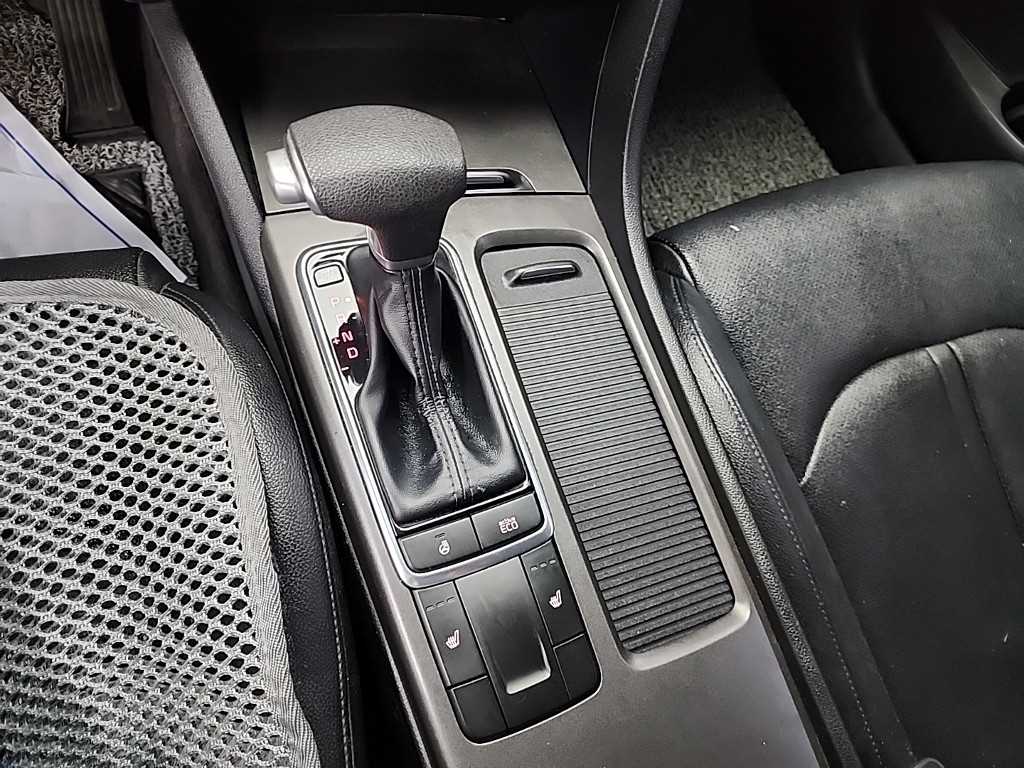 KIA K5 - Vista 8