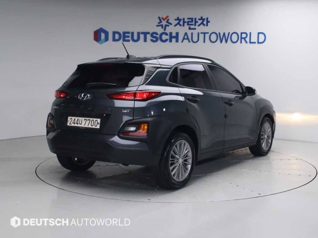 HYUNDAI Kona - Vista 2