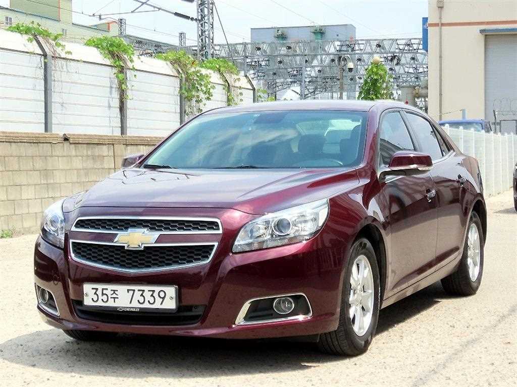 Chevrolet Malibu - Vista 2