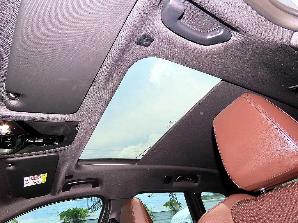 BMW iX1 2025 Verde - Importación desde Corea - HF Imports Iquique - Foto 16