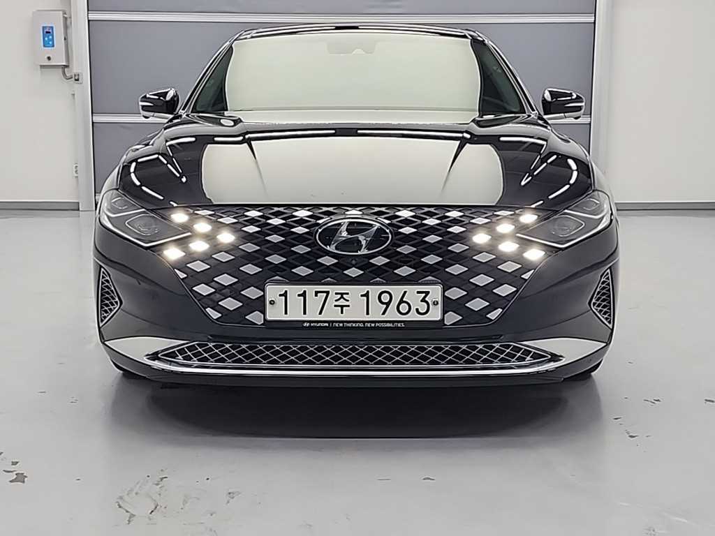 HYUNDAI Grandeur - Vista 2